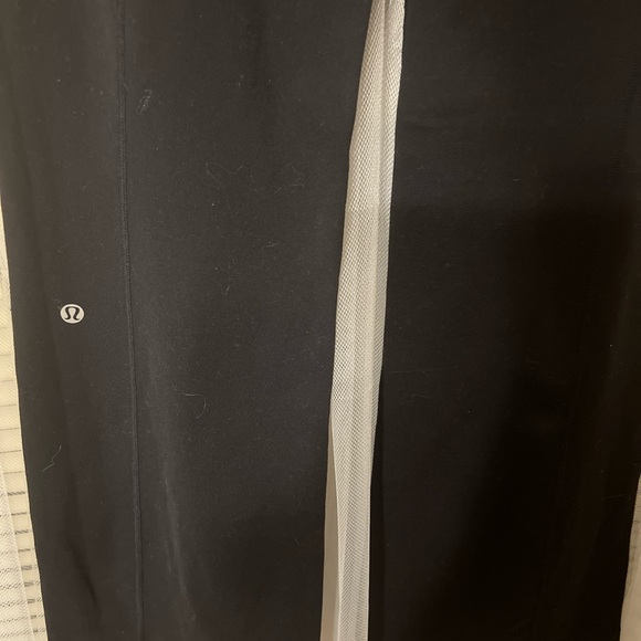 Lululemon Groove Pants Color Block Waistband size 6 Wide Leg F - Picture 7 of 10